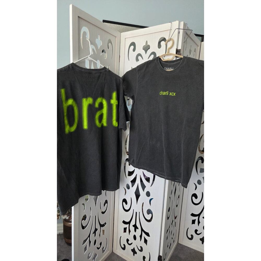 Charli XCX Brat Graphic Tee Small Black Acid Wash Pop Music Shirt Y2K
